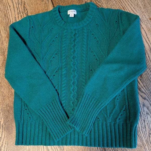J.Crew Lambswool Sweater in a Gorgeous St Patrick's Day Kelly Green 💚 - Picture 4 of 4